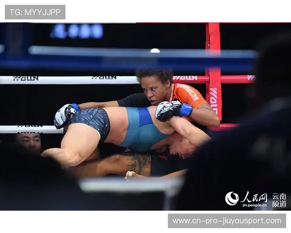 MMA 拳王赛中突然弃权：真相曝光